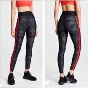 Womens ultracor camo and red collegiate stripe leggings size small